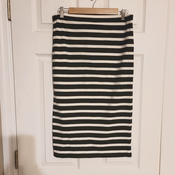 EXPRESS Stretchy Striped Pencil Skirt